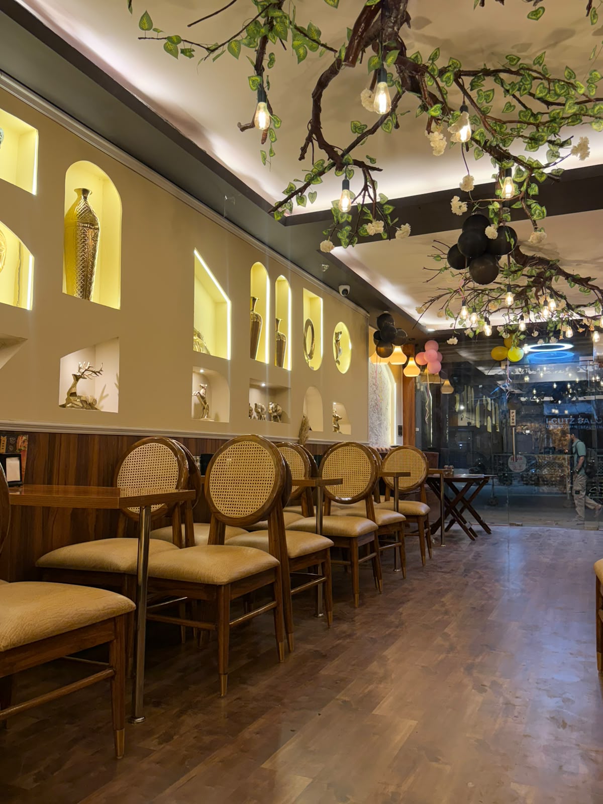 Tree House Cafe interior